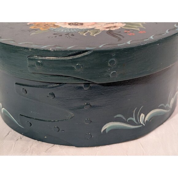 Norwegian Rosemaling Wooden Box Roses Round Lid Flowers Handpainted Signed Vtg - Picture 11 of 16